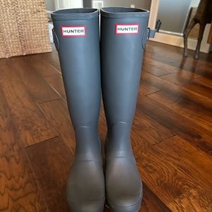 Hunter Boots (tall)